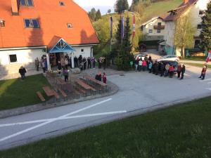 2017-04-30 18.31.58-1